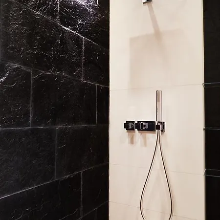 Prestige 79 Wrocław